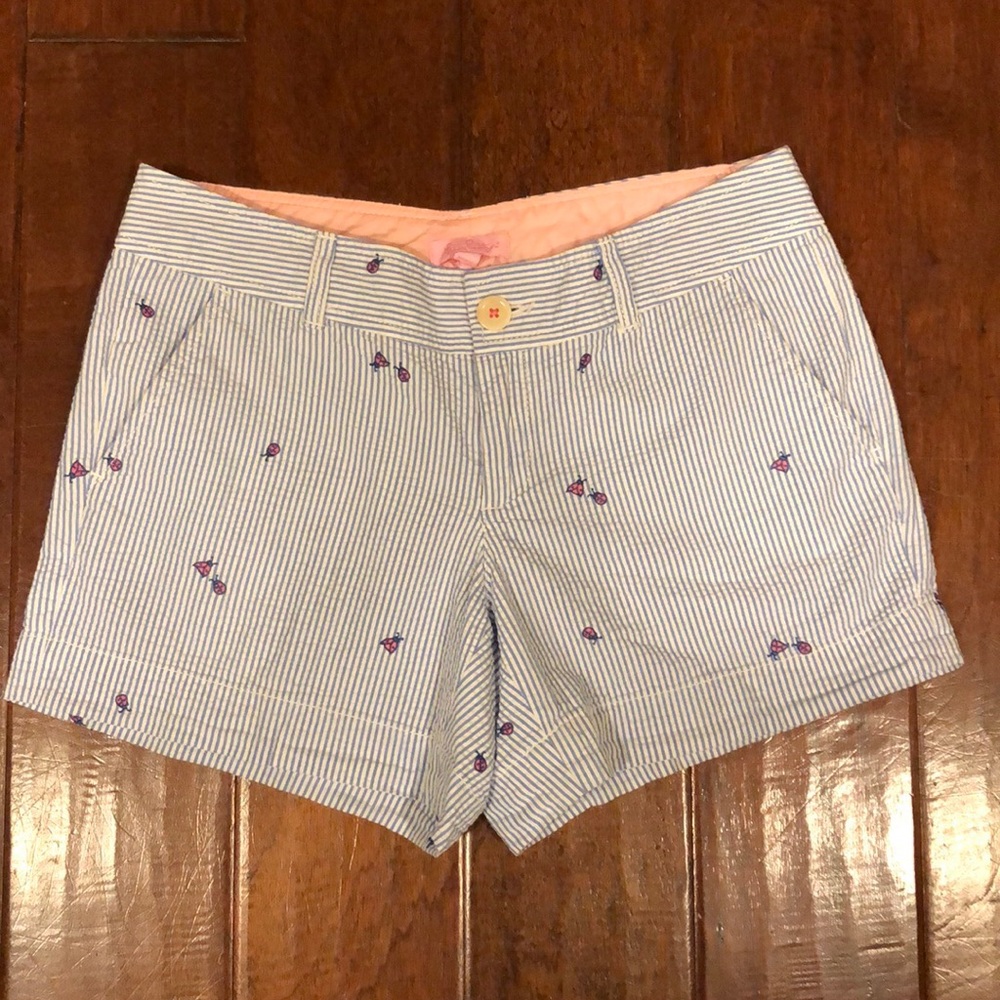 Lilly Pulitzer Ladybug Seersucker Shorts. Size 6